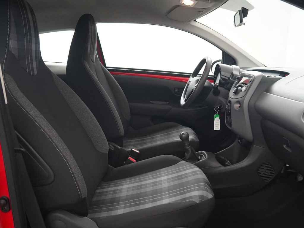 Peugeot 108 afbeelding 3