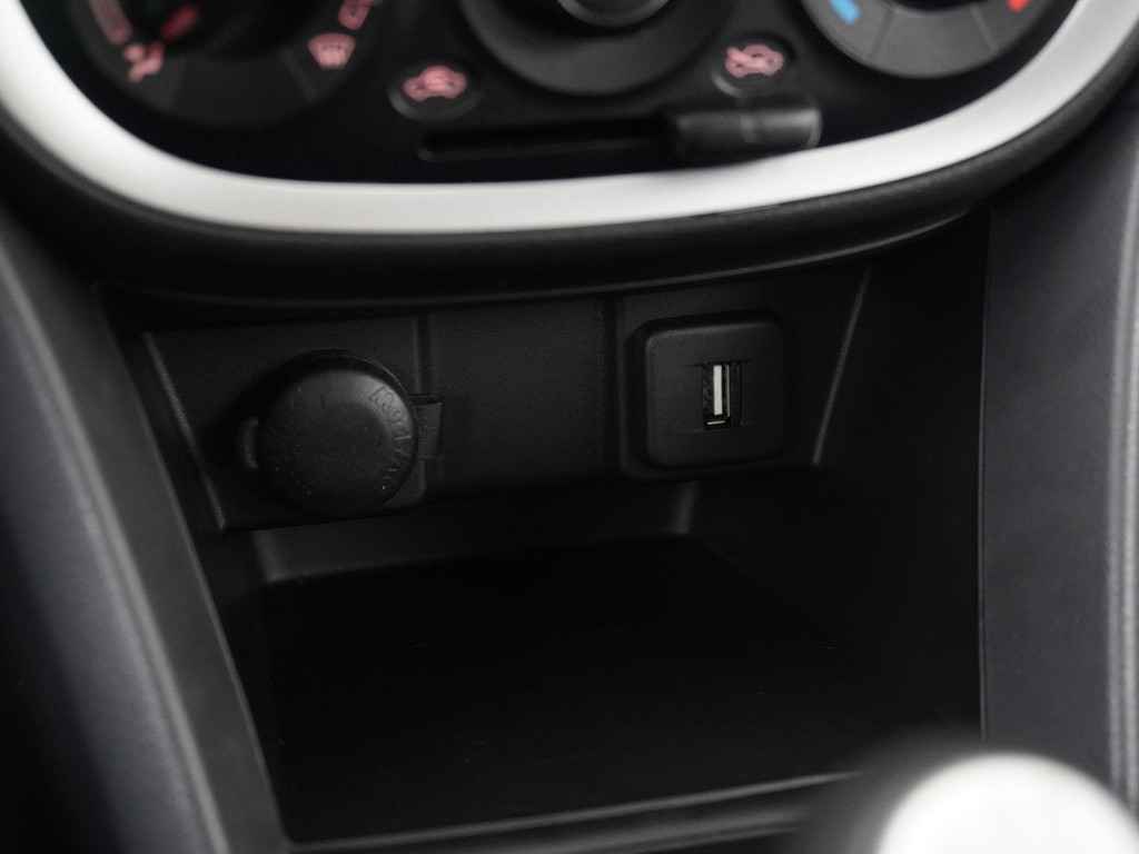 Suzuki Celerio afbeelding 13